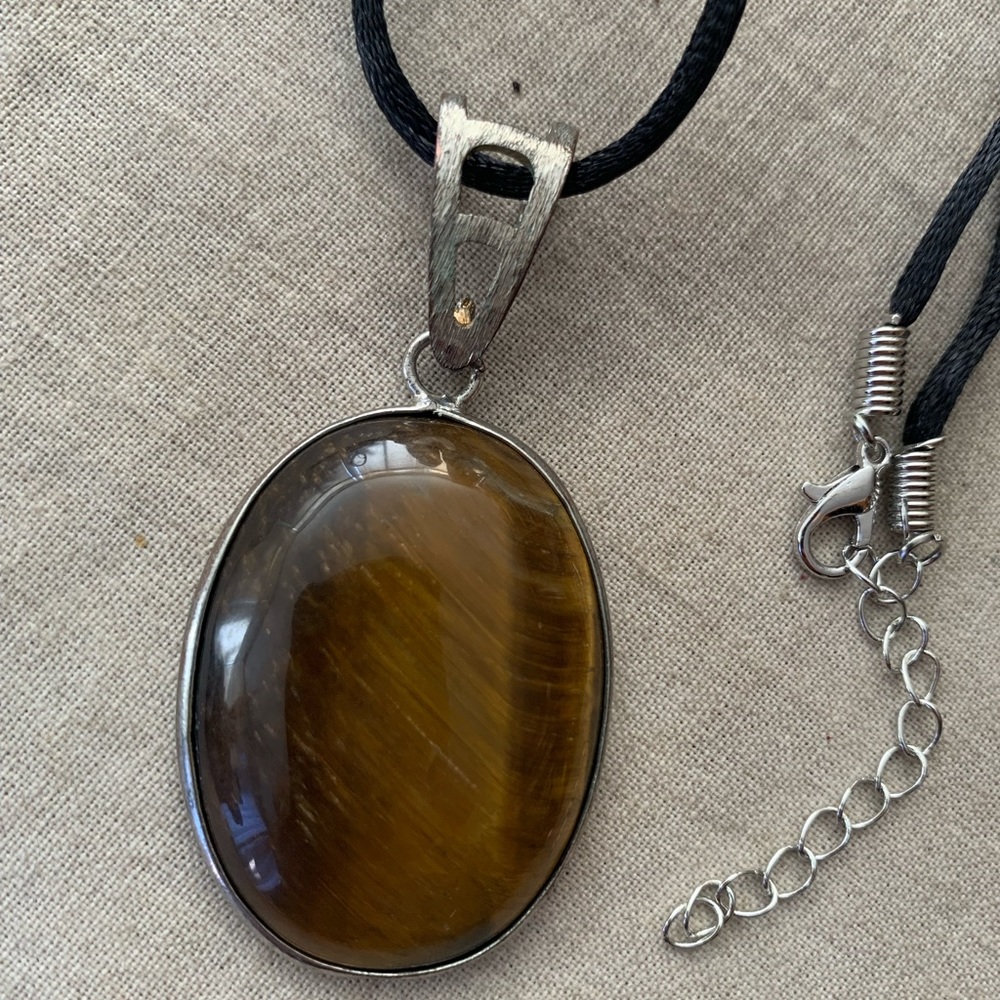 Vintage Tigers Eye Oval Cabochon Pendant Necklace - Picture 6 of 8
